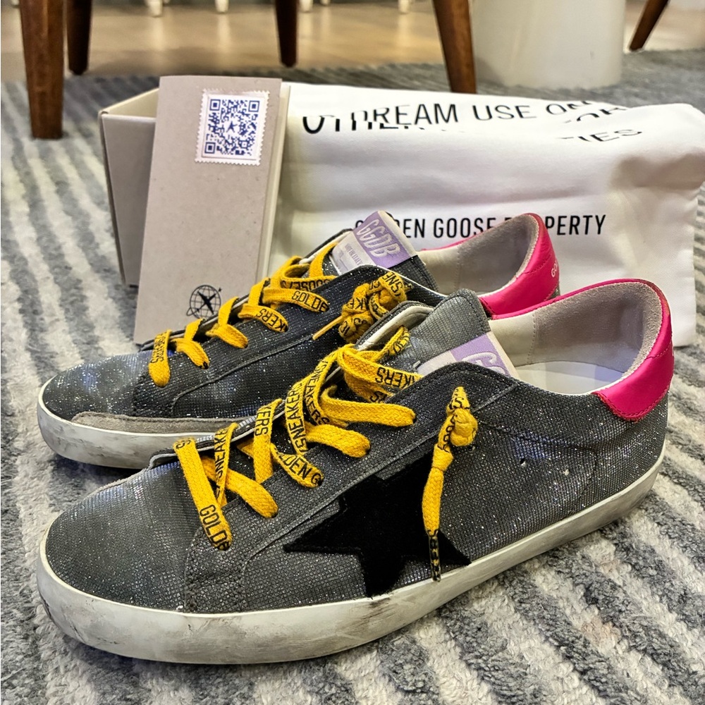 Women’s Golden Goose Super Star Classic Gray Glitter  Pink with yellow GG laces